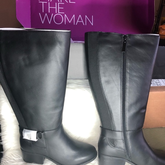 Boots - Picture 7 of 8